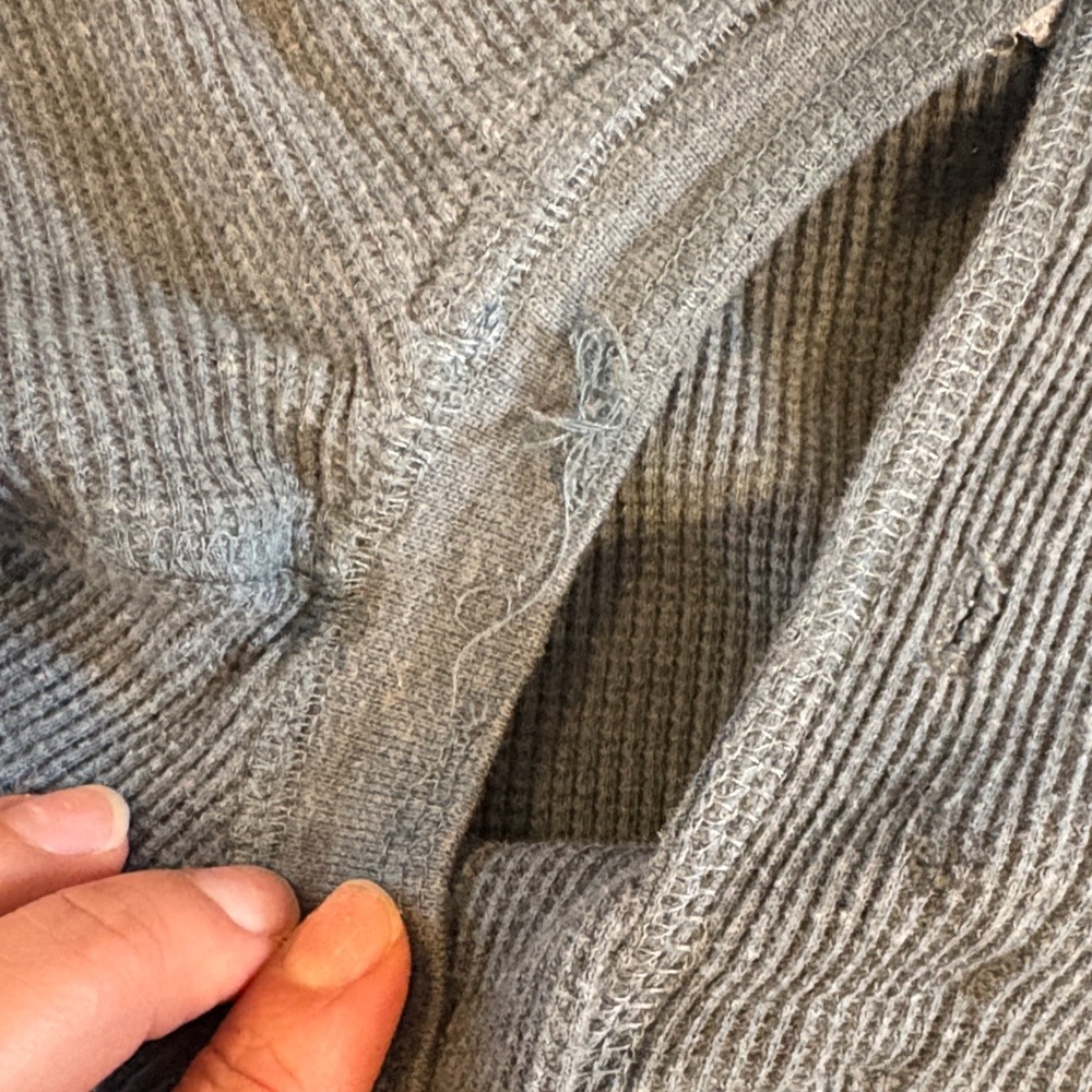 🎉Essentials Ribbed Henley Long Sleeve Top! - Picture 3 of 4